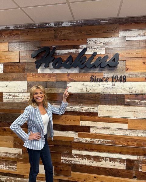 p "Wheel of Fortune" star Vanna White returned to North Myrtle Beach for a trip with Wheel Watchers and her new co-star, Ryan Seacrest. (Credit: Vanna White) /p