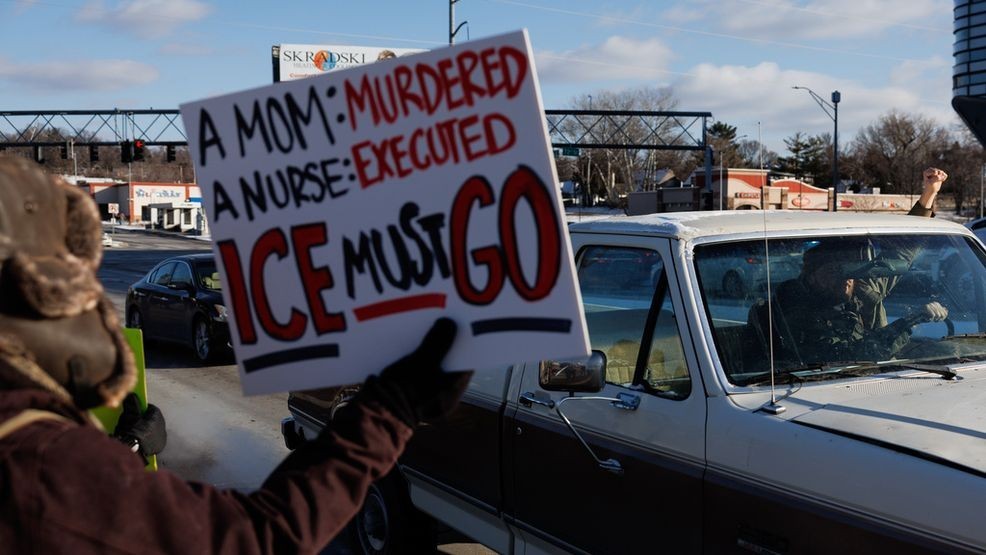 Image for story: 'Wake-up call': Obama & Clinton call for unity and accountability in Minneapolis shootings