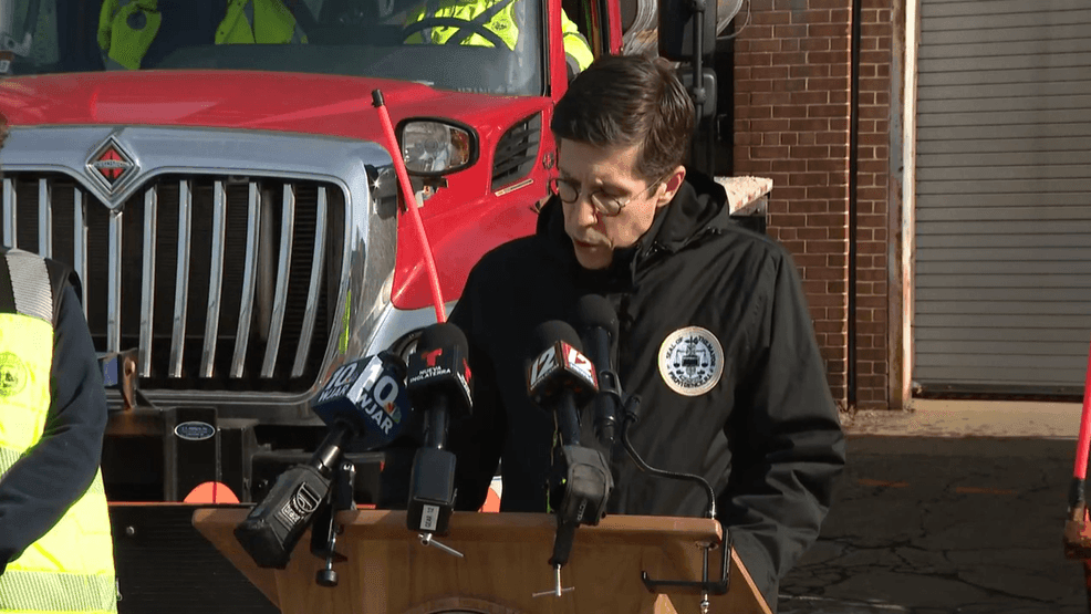 Image for story: Providence mayor discusses response for upcoming winter storm