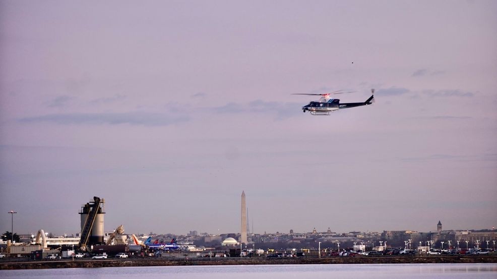 Image for story: Helicopter flights now banned near Reagan National Airport 