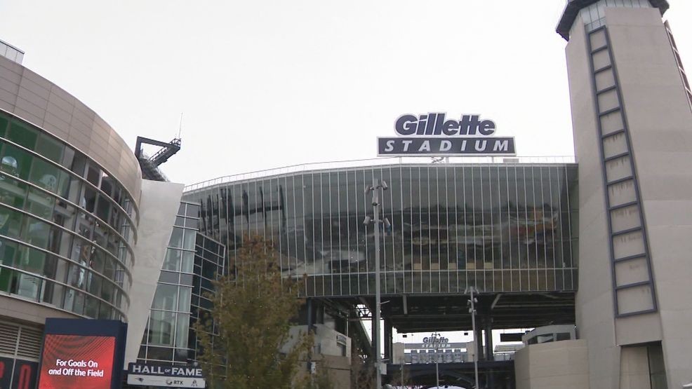 Image for story: From snowplows to house parties, New England fans are ready for AFC Championship