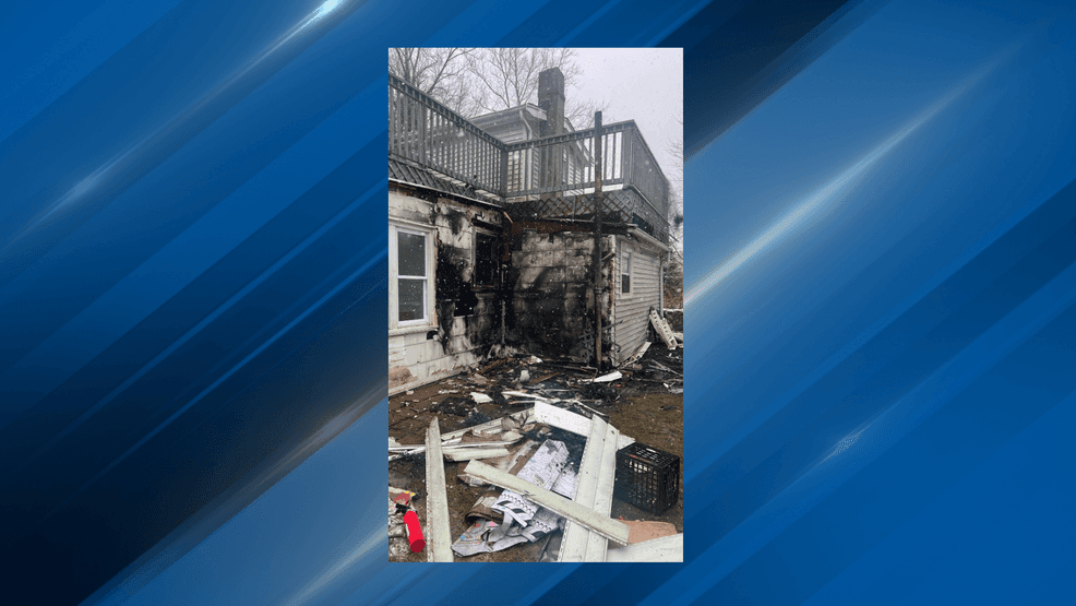 Image for story: Fire damages exterior of Easton home on Howard Street 