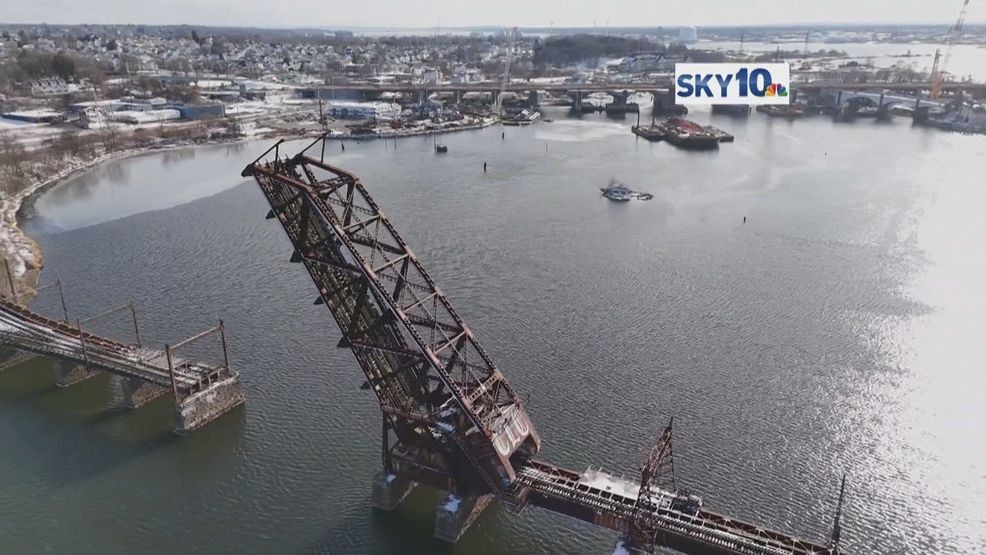 Image for story: Future of Crook Point Bascule Bridge uncertain as city ownership talks with state continue
