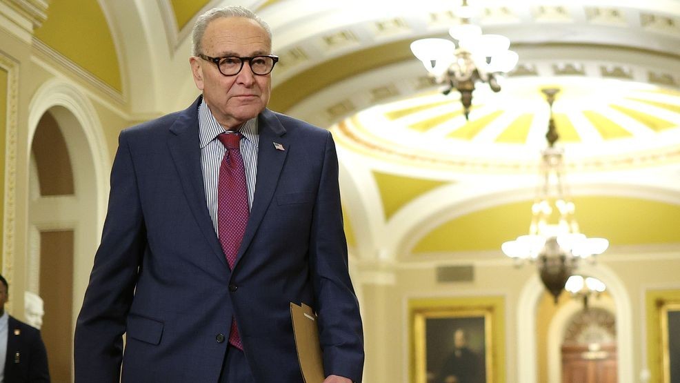 Image for story: Senate Democrats to block government funding legislation if it finances ICE