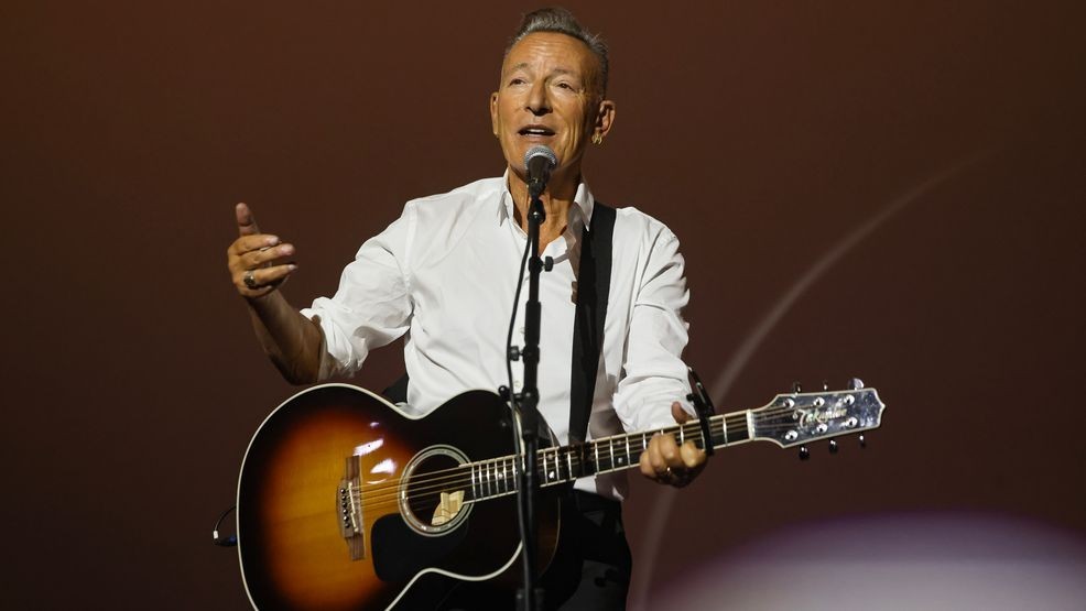 Image for story: Bruce Springsteen releases song protesting ICE violence in Minneapolis