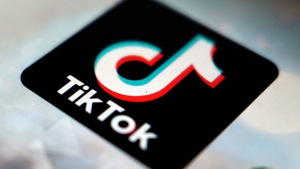 Image for story: TikTok finalizes deal to create new US unit