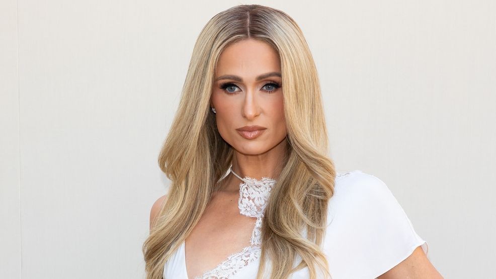Image for story: Paris Hilton calls out deepfake porn on Capitol Hill: 'no amount of money can stop it'