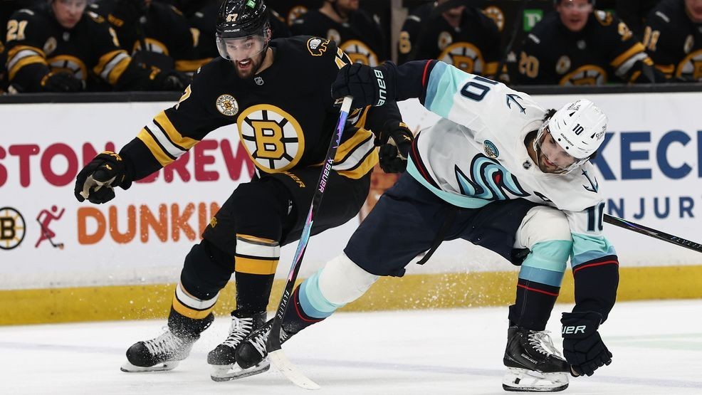 Image for story: After retiring Zdeno Chara's No. 33, Bruins get off to quick start and beat Kraken 4-2