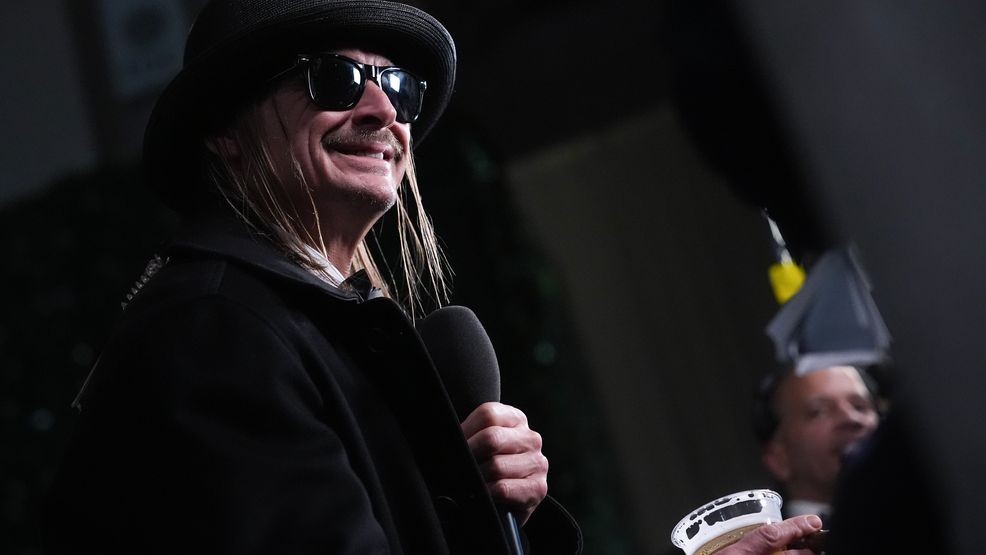 Image for story: Kid Rock urges Congress to probe ticket industry for 'mountains of fraud'