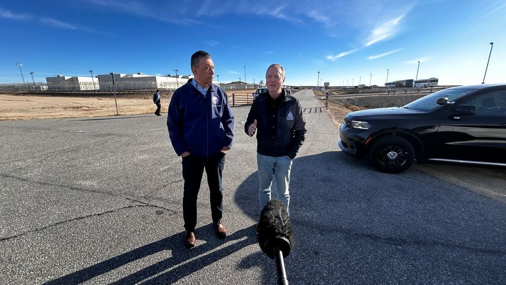 Image for story: CA senators Padilla and Schiff to tour Cal City ICE detention center in oversight visit