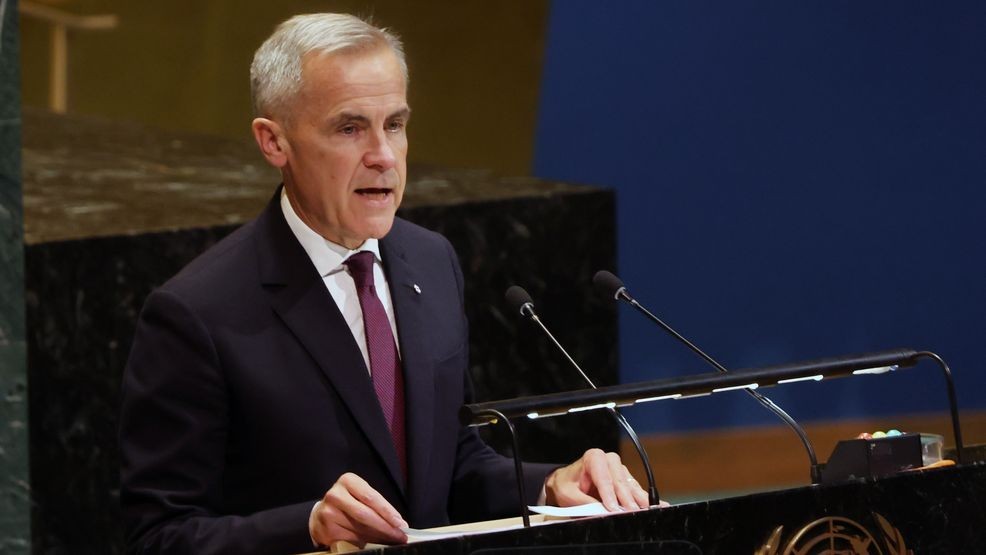 Image for story: Canada's Carney warns of 'rupture' in world order