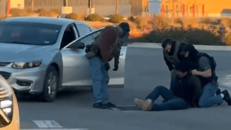 Image for story: ICE defends use of force in Kyle arrest