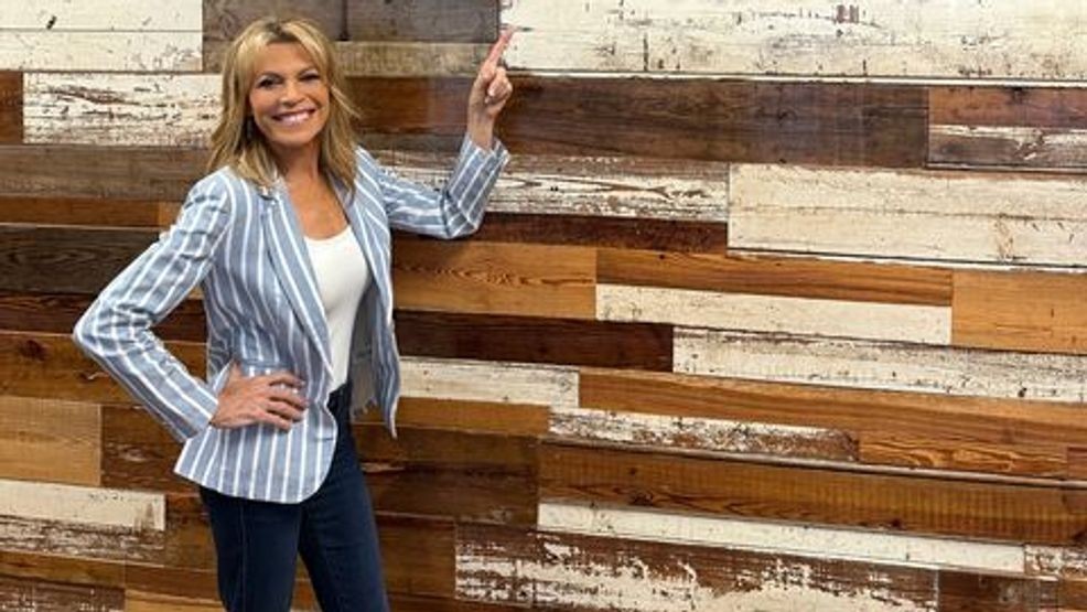 p "Wheel of Fortune" star Vanna White returned to North Myrtle Beach for a trip with Wheel Watchers and her new co-star, Ryan Seacrest. (Credit: Vanna White) /p