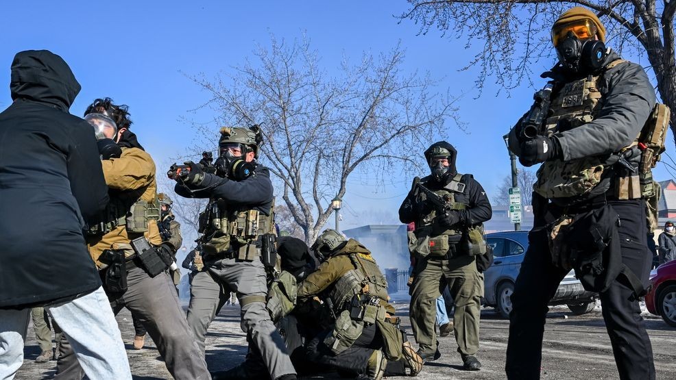 Image for story: Judge hears arguments on Minnesota immigration crackdown in wake of fatal shootings