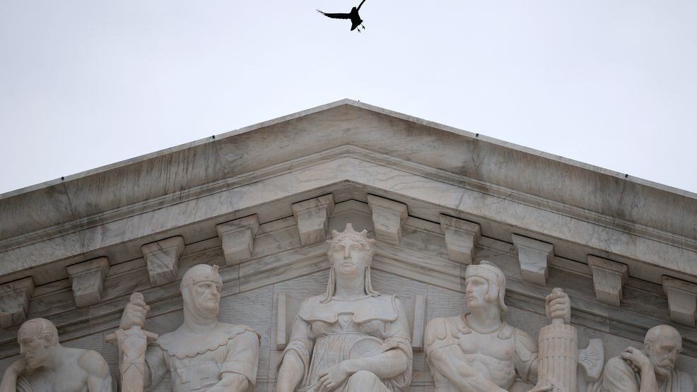 Image for story: Supreme Court may soon decide fate of Trump's immigration policies