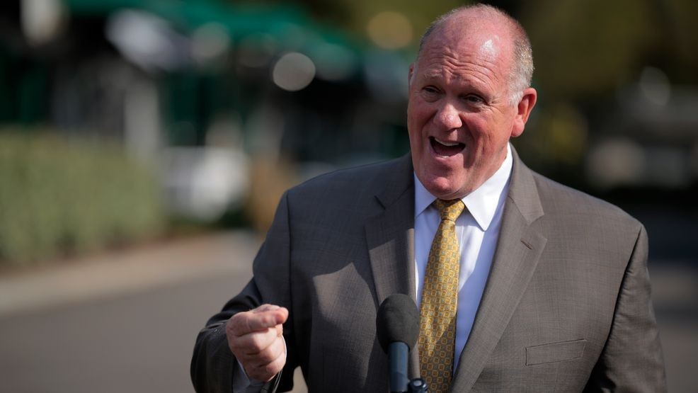 Image for story: Minneapolis mayor, Homan to speak as tensions rise over second deadly shooting in a month