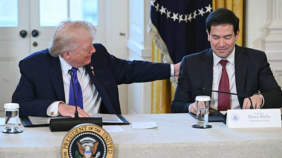 Image for story: Rubio reveals tactics to avoid being caught napping by Trump on Air Force One flights