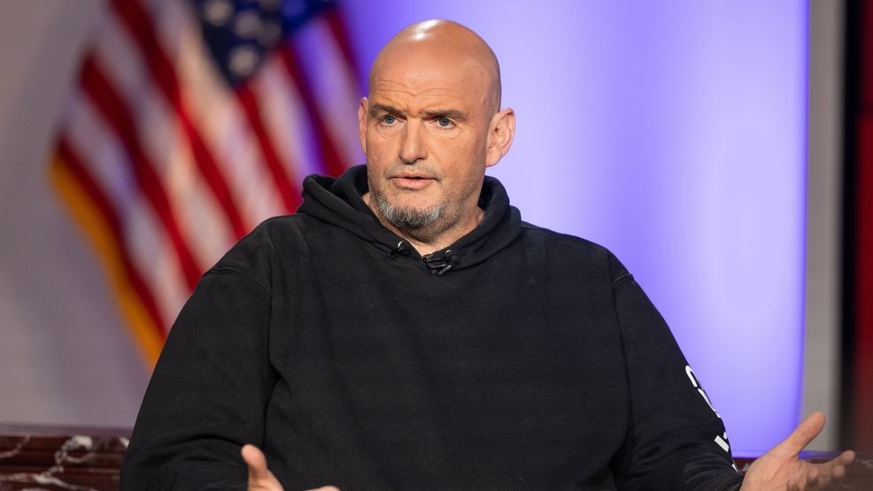 Image for story: Fetterman urges Democrats to avoid 'Abolish ICE' push