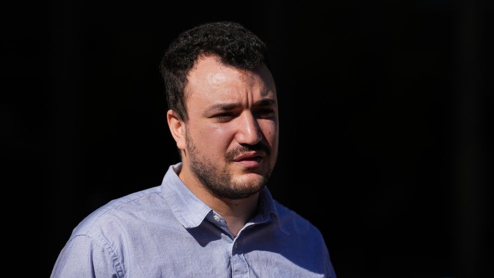 Image for story: Appeals court reverses lower court's release of Palestinian activist Mahmoud Khalil