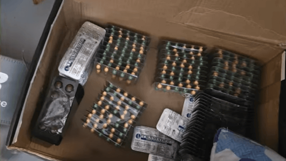 Image for story: Undocumented trio busted in Florida after DEA intercepts pain pills from Guatemala