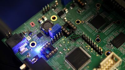 Image for story: Will a new tariff help build more computer chips in the US?